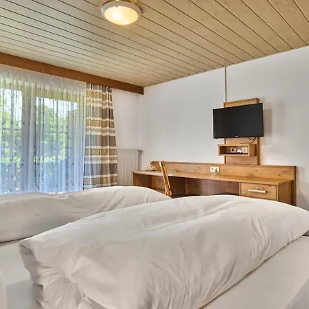 Fischerstueberl Hotel *
