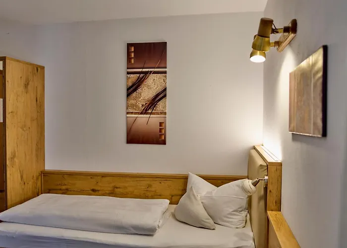 Fischerstueberl Hotel *